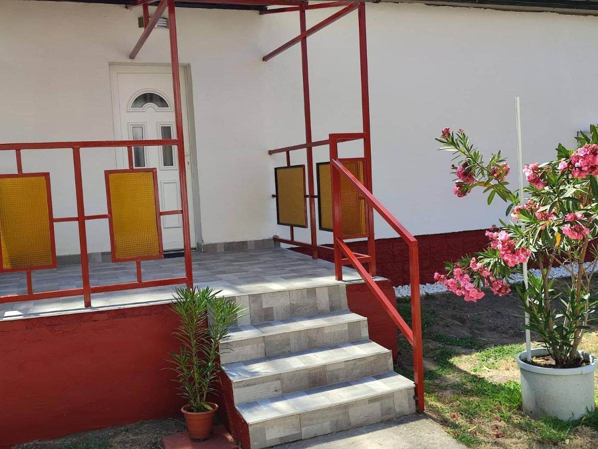 فندق Rakos-Patak Family House بودابست المظهر الخارجي الصورة